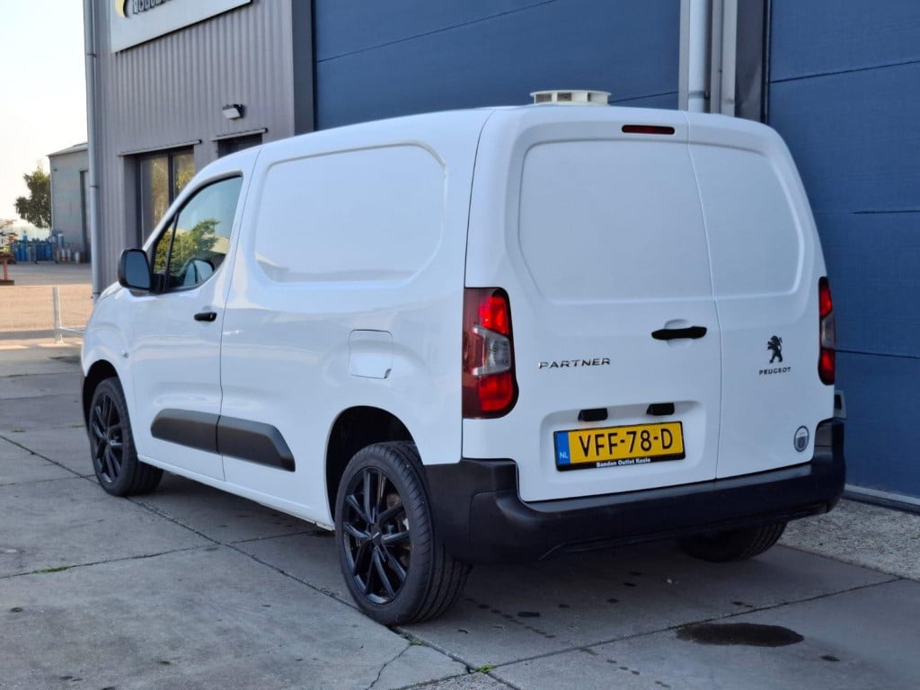 Peugeot Partner 1.5 bluehdi pro airco / cruise controle / n.a.p / euro 6