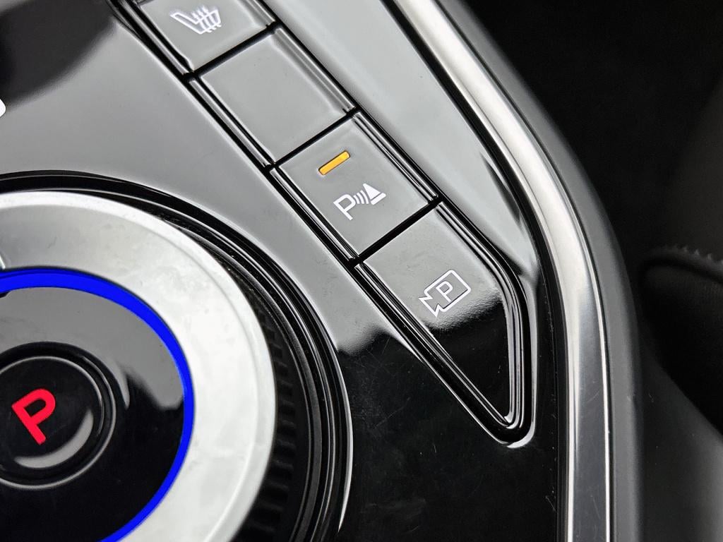 Kia Niro 1.6 gdi hev launch edition | navigatie | 18 inch lichtmetalen velg