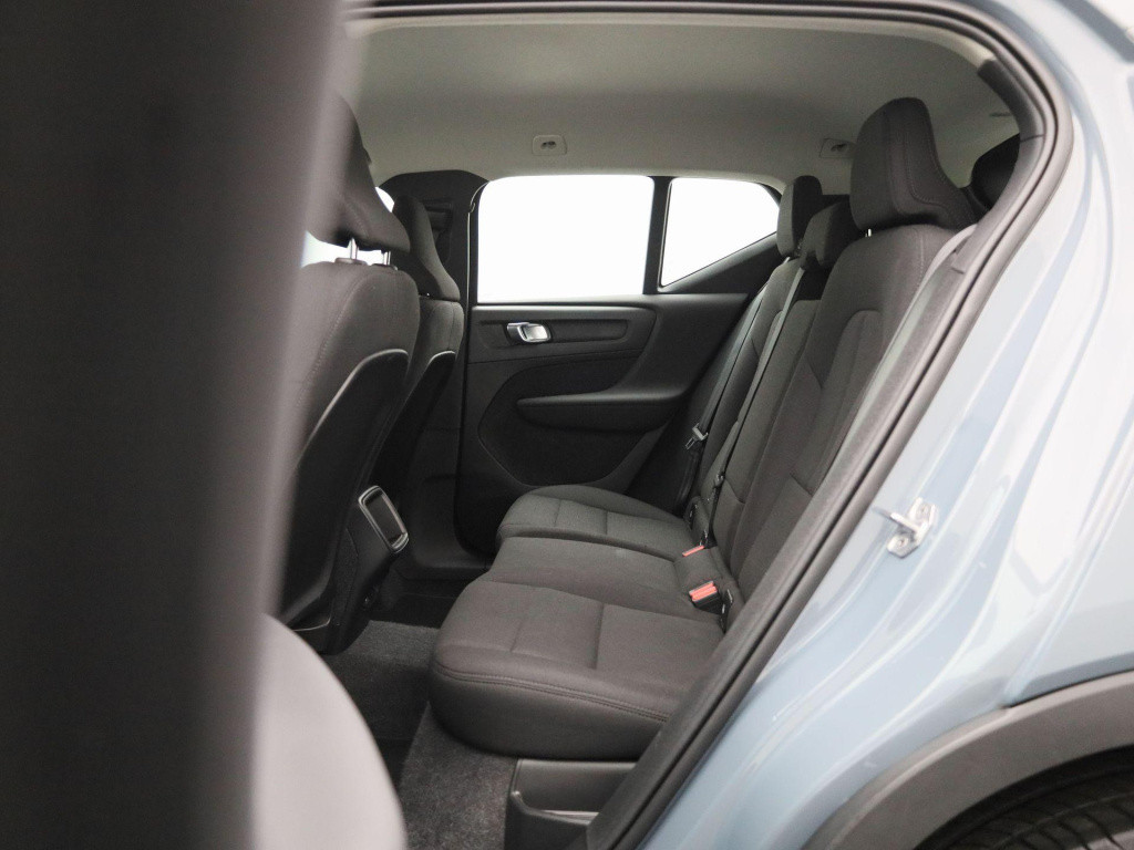 Volvo XC40 1.5 t3 momentum | automaat | lmv | navigatie | virtual cockpit |