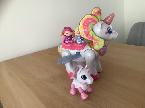 V Tech Vrolijke Vriendjes - magische Eenhoorn Azalee + Unicorn Mini