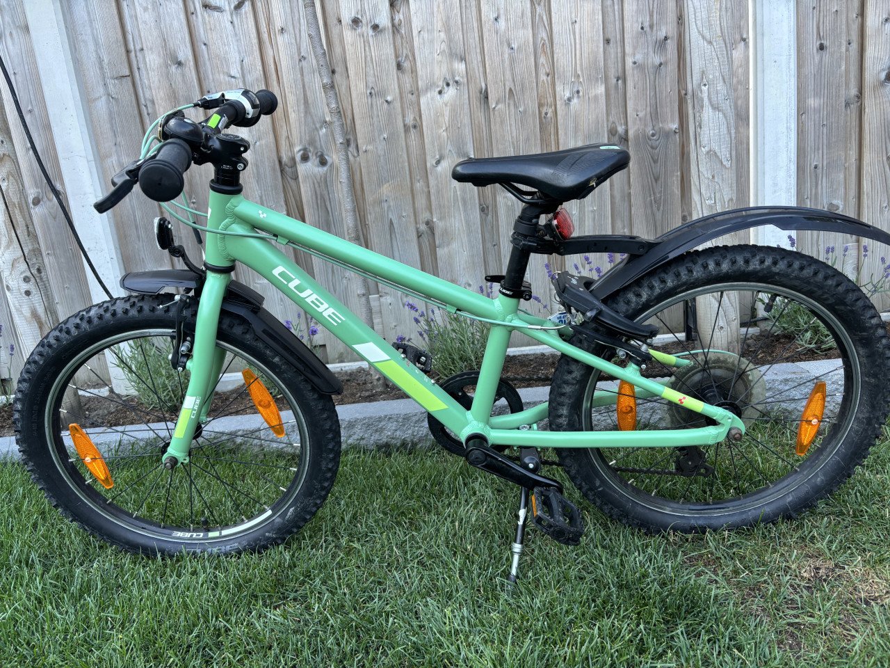 Cube Acid 200 V-brakes 20 inch mountainbike
