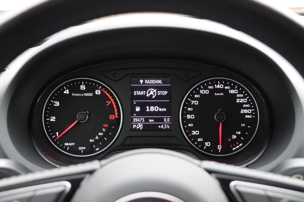 Audi A3 limousine 40 tfsi quattro advance sport 190pk s-tronic | trekhaak |