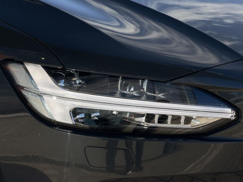 Volvo V90 2.0 t4 momentum | apple carplay | acc | elek. trekhaak | stoel/st