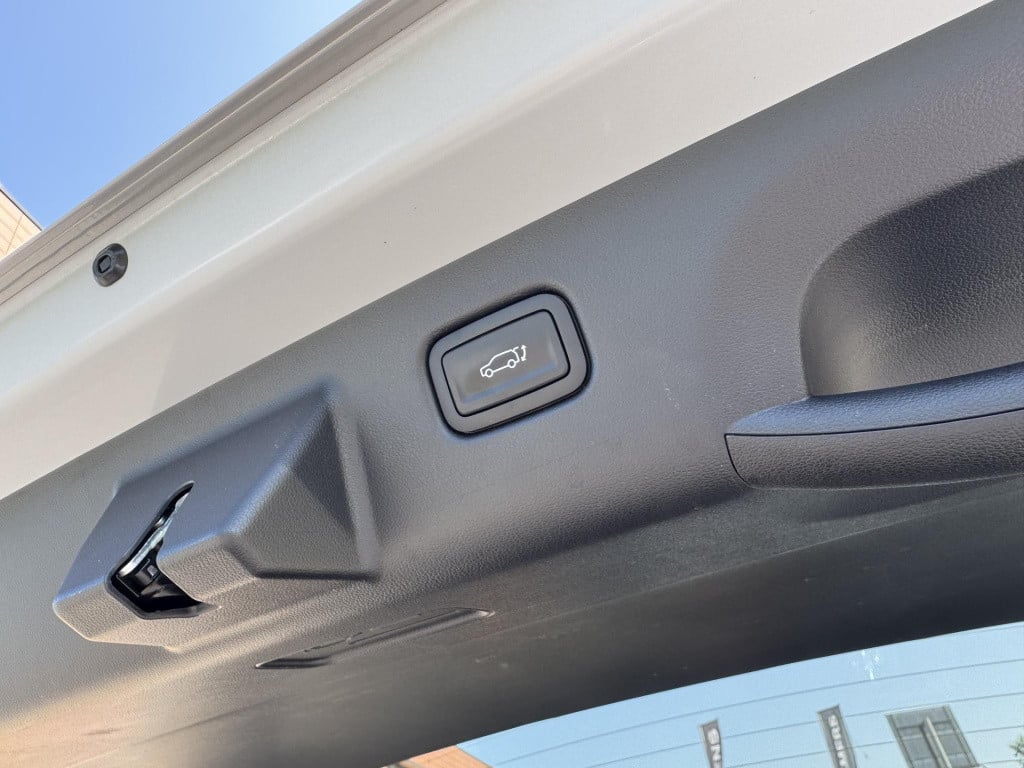 Hyundai Kona 1.6 gdi hev premium | two-tone lakkleur | stoelverwarming + -v