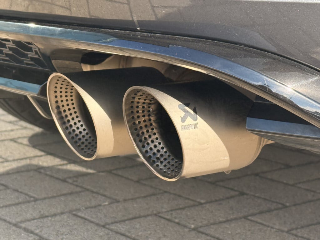 Volkswagen Golf 2.0 tsi 4motion r stage 1 365pk - 470nm | akrapovic | dynau