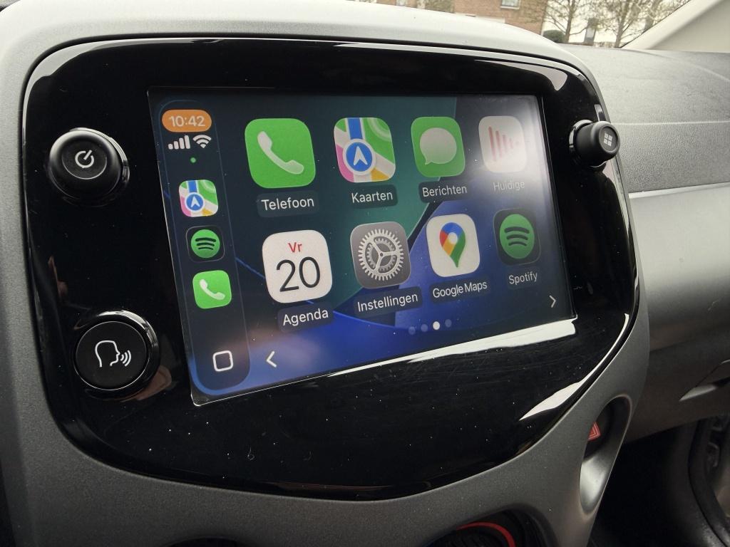 Toyota Aygo 1.0 vvt-i x-play // automaat // facelift //