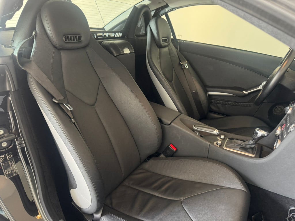 Mercedes-Benz SLK 200 k.