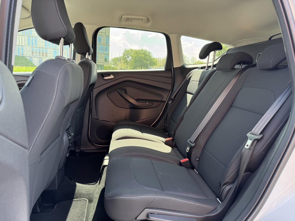 Ford Kuga 1.5 ecoboost trend ultimate | trekhaak | navigatie | apple carpla