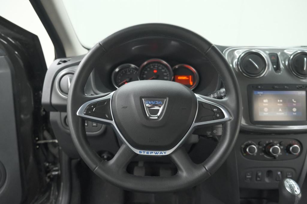 Dacia Sandero Stepway tce 90 sl | parkeersensoren | cruise control | naviga