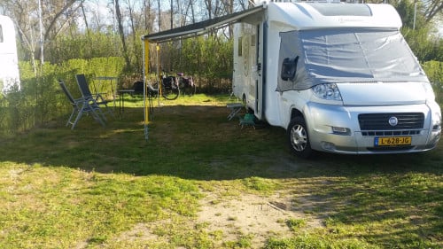 Raam Fronthoes Voor Fiat multijet vanaf 2010