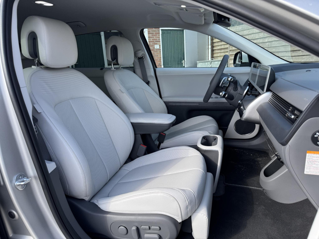 Hyundai Ioniq 5 lounge awd 77.4 kwh | 20'' n-line velgen | leder lichtgrijs