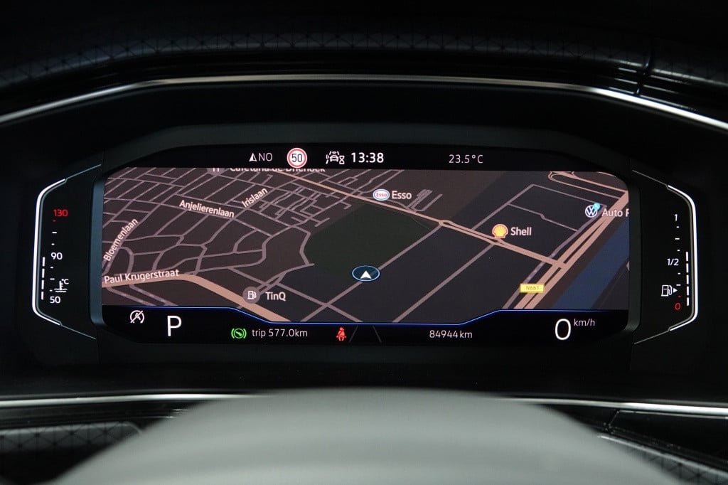 Volkswagen T-cross 1.0 tsi | carplay | acc | stoelverw. | pdc |
