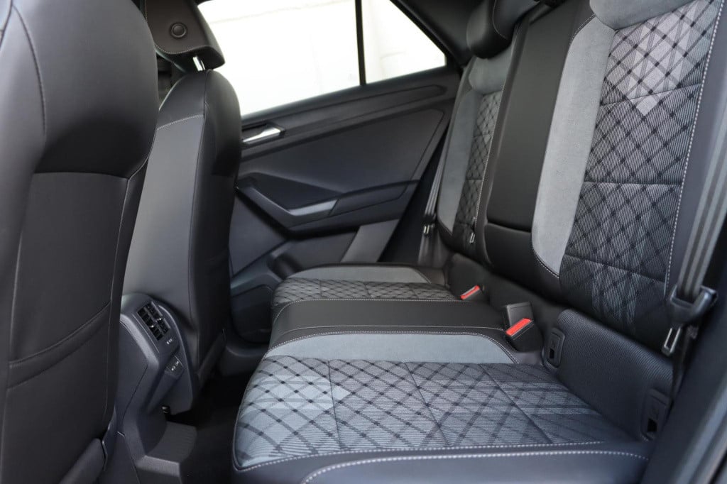 Volkswagen T-roc 1.5 tsi r-line business