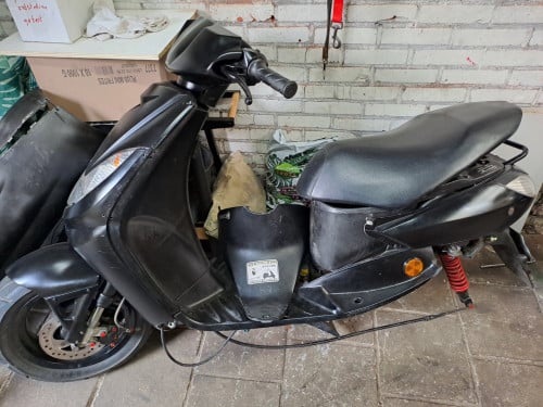 Te koop peugeot vivacity