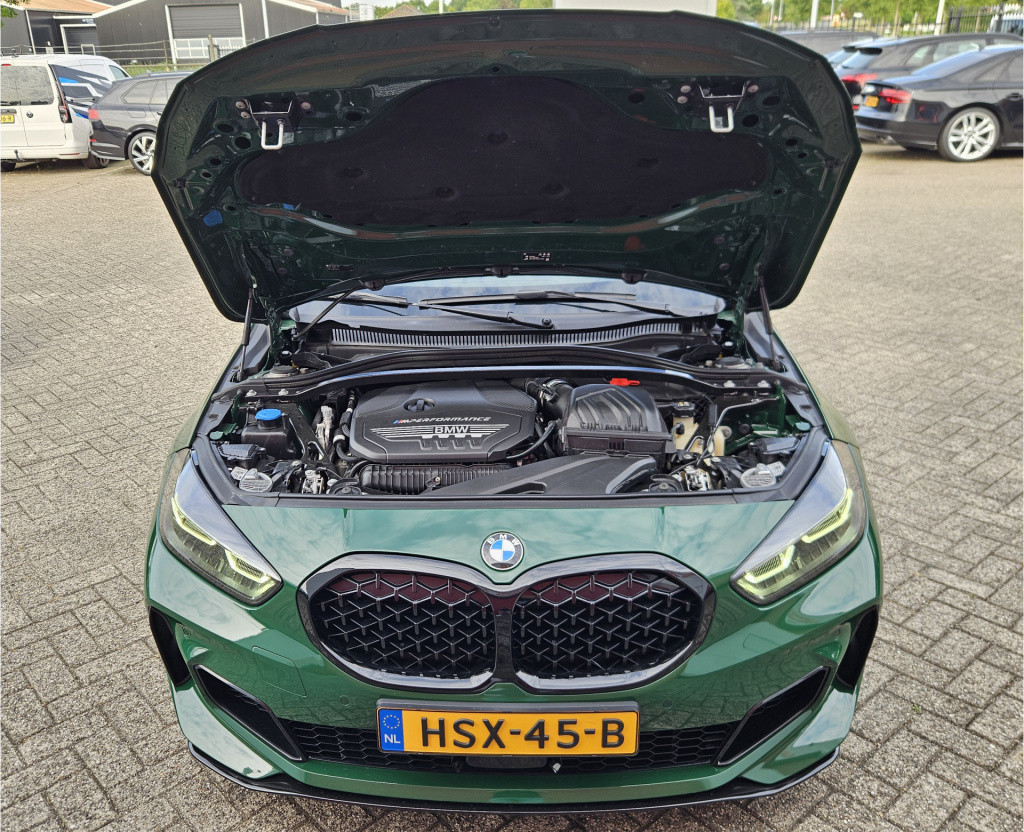 BMW 1 Serie m135i xdrive m-sport pro | irish green | h/k