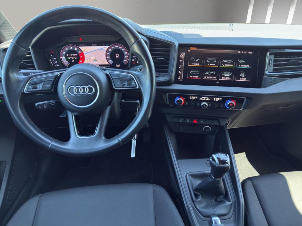 Audi A1 Sportback 25 tfsi | digital dash | parksensors v+a | navi | 18"| ai