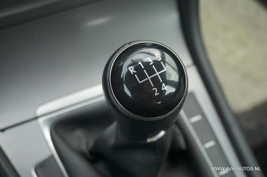 Volkswagen Golf 1.2 tsi trend edition