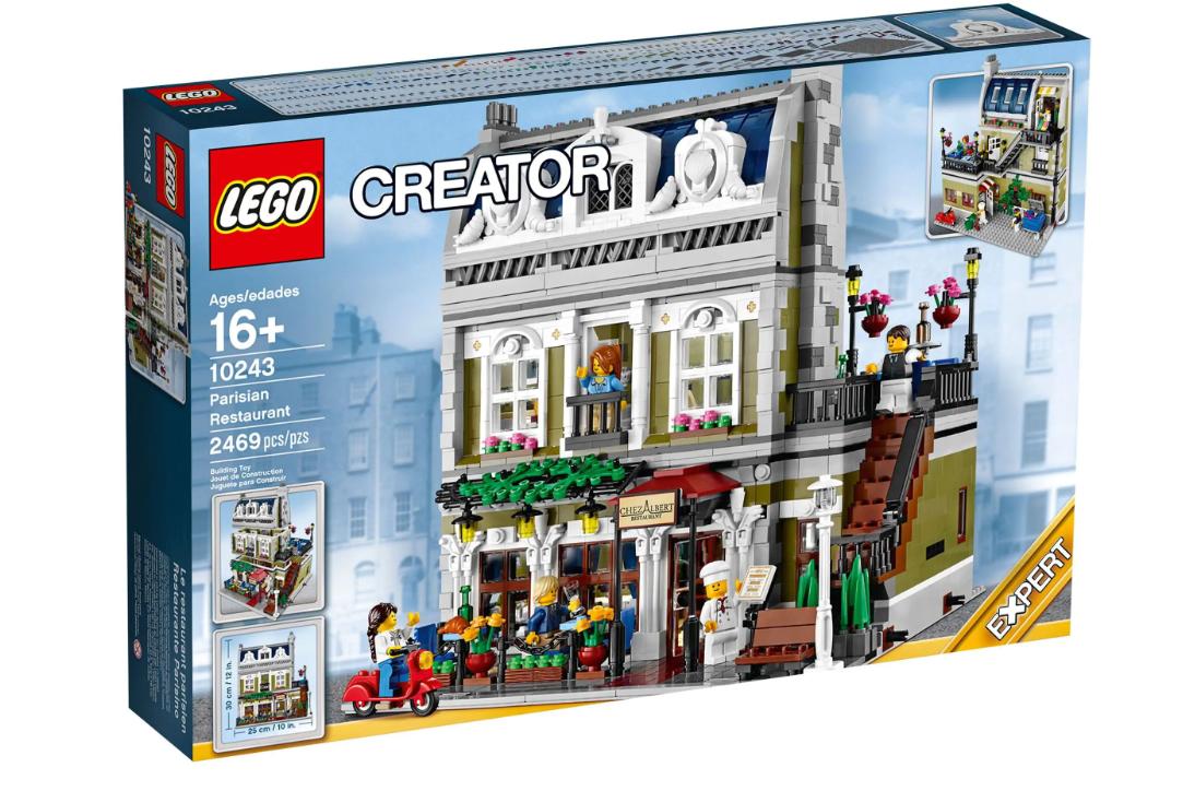 4 Lego Modular Buildings