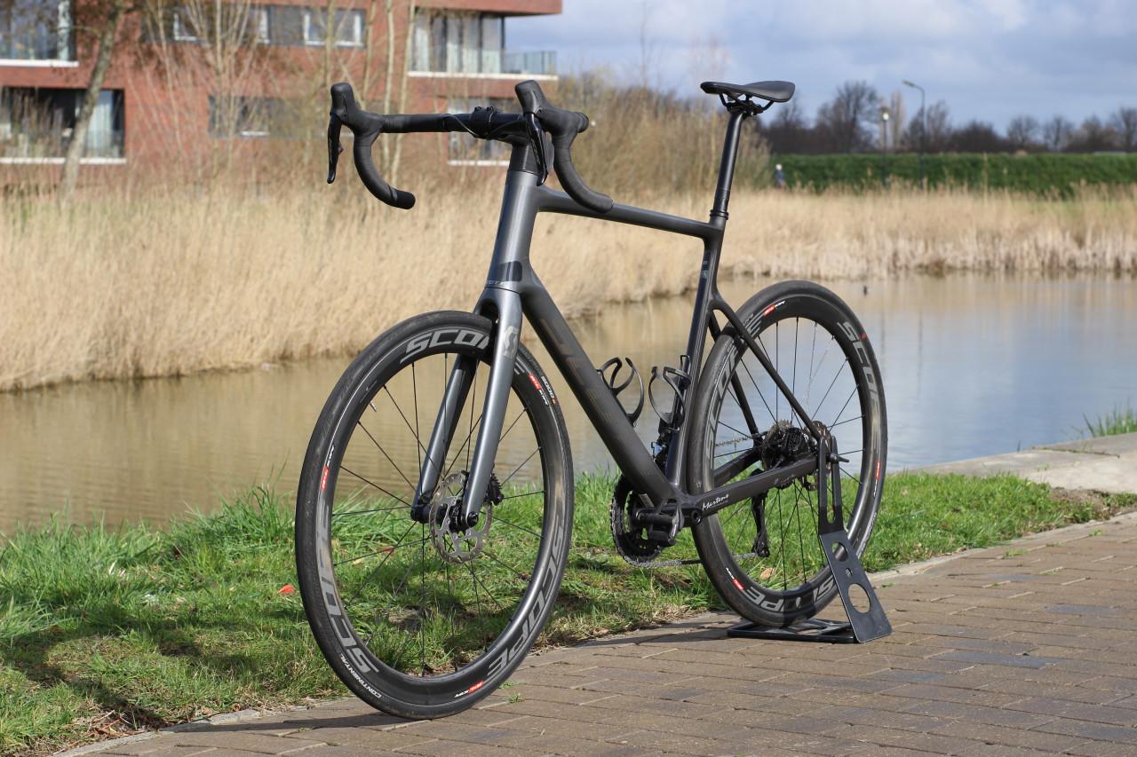 Scott Addict 20 grey XXL 61cm 105 Di2 12 speed