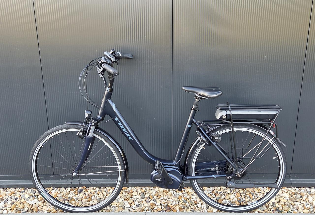 Mooie nette Trek 450+ Hybrid Bosch Active Line 400Wh  53cm