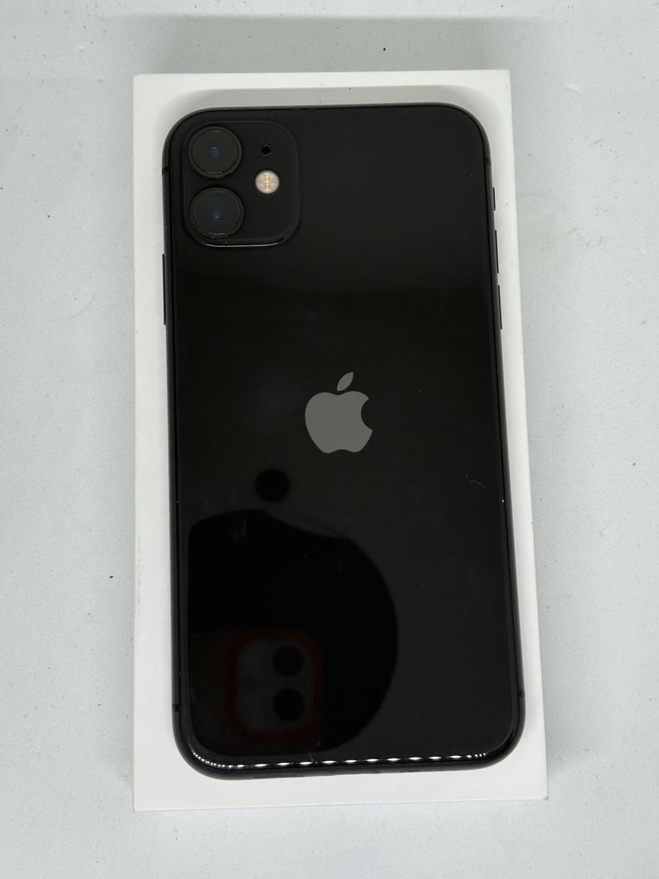 IPhone 11  zwart  64GB