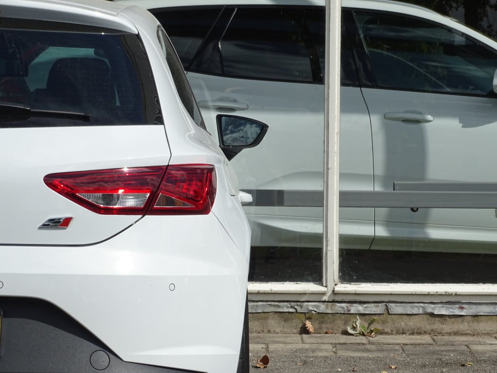 Seat Leon sc 2.0 tsi cupra 280 | pano | stoelverwarming | navi