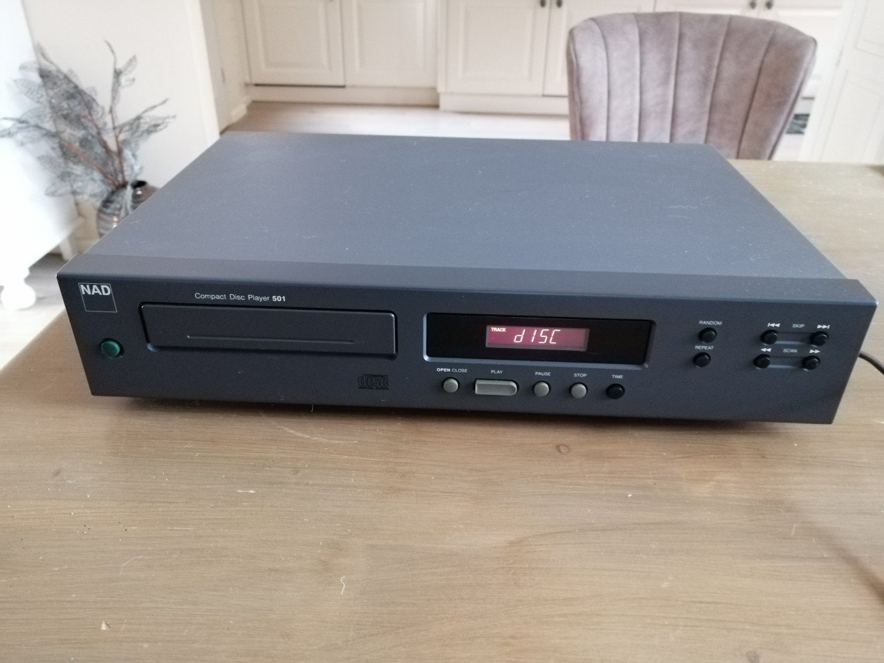 Te Koop: zgan NAD cd speler