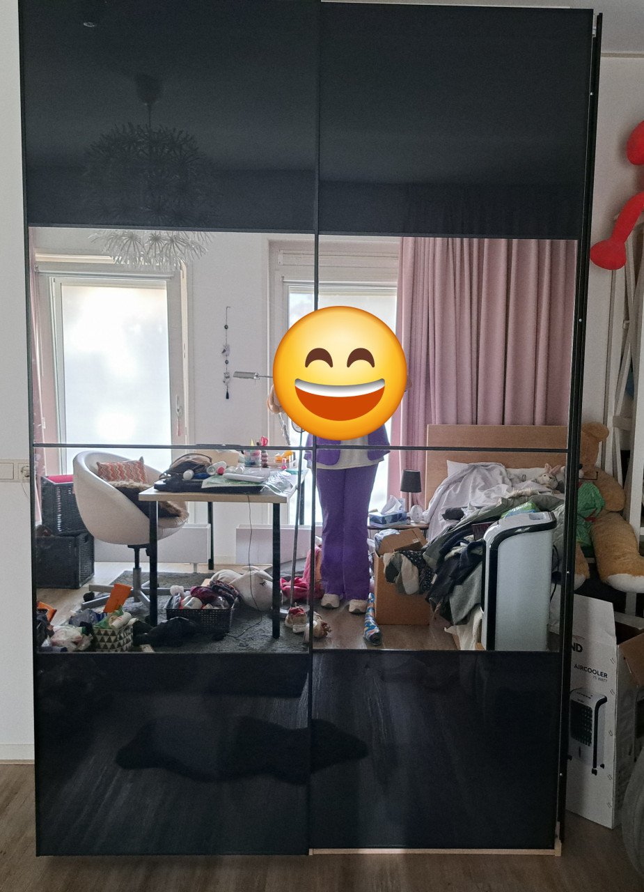 Te Koop kledingkast