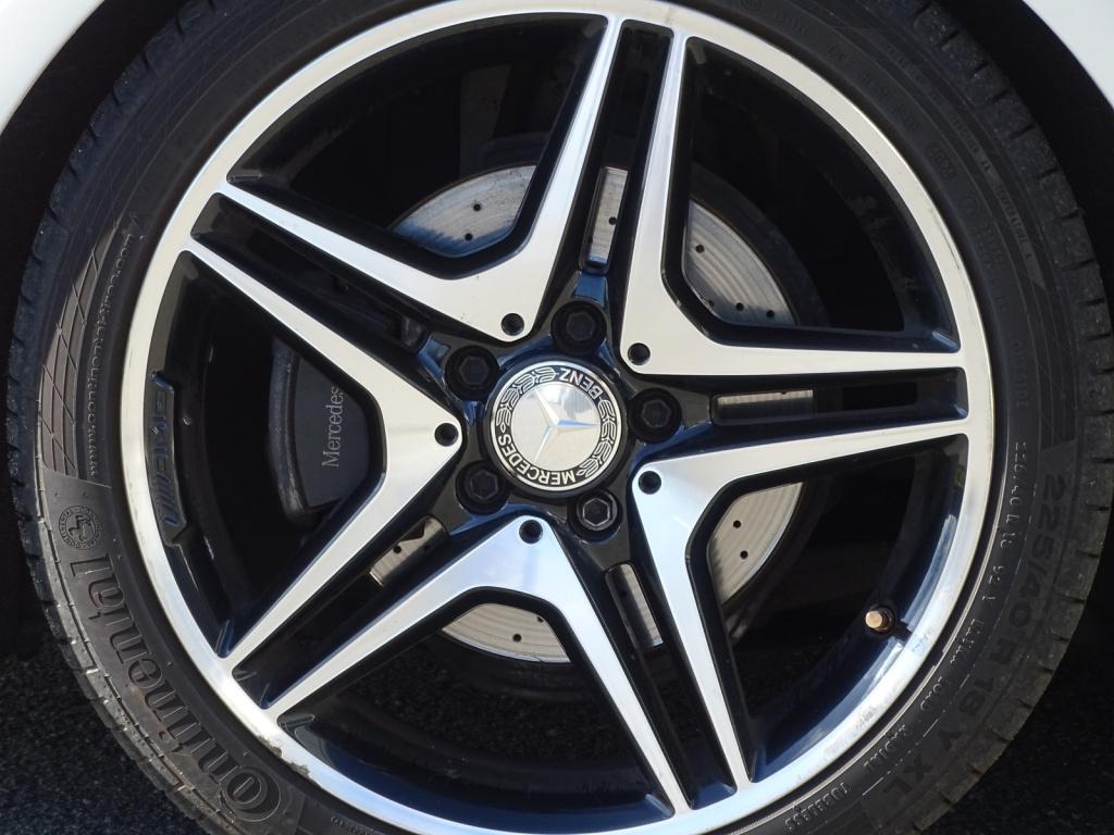 Mercedes-Benz Cla shooting brake 180 orangeart edition amg pakket