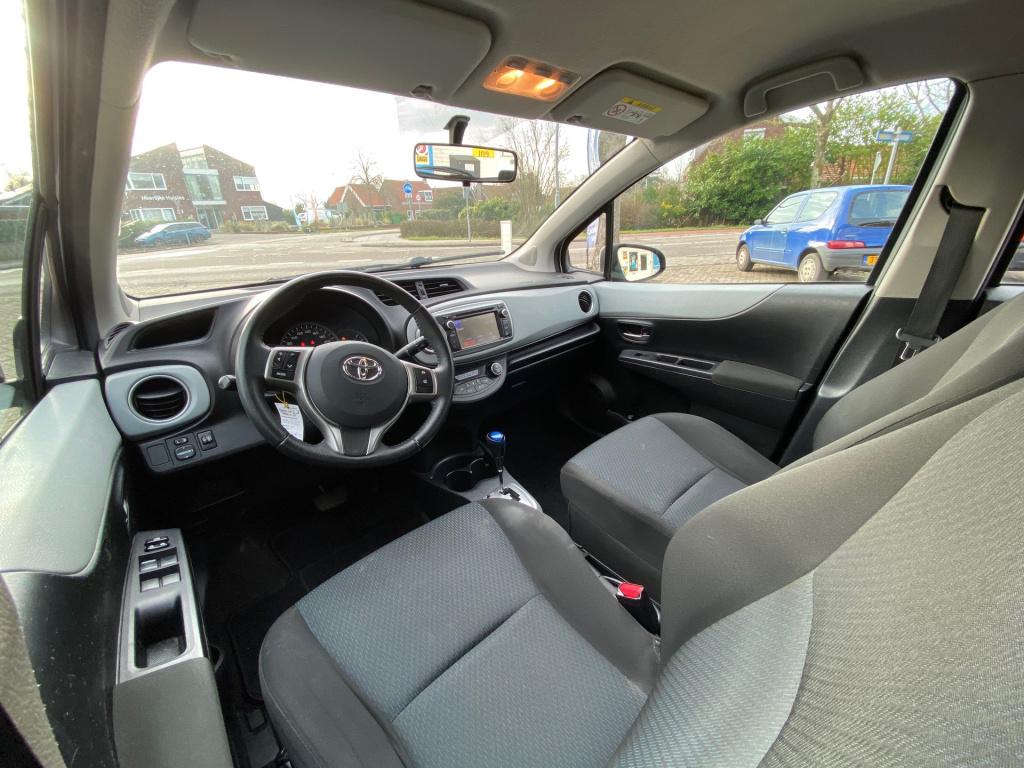 Toyota Yaris hybrid 1.5 full hybrid aspiration