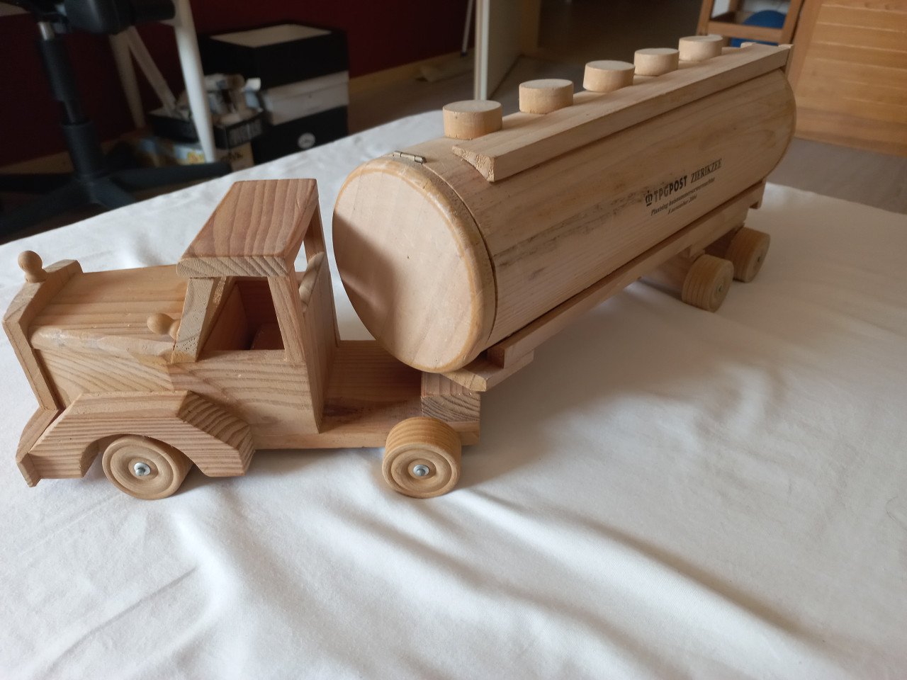 Houten tankauto