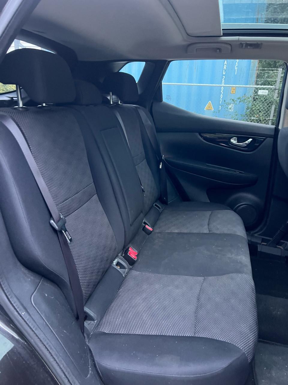 Nissan Qashqai 1.2Premier Edition Pano/Camera