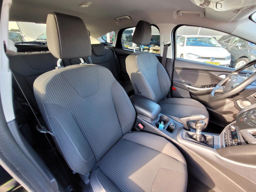 Ford Focus 1.0 ecoboost titanium
