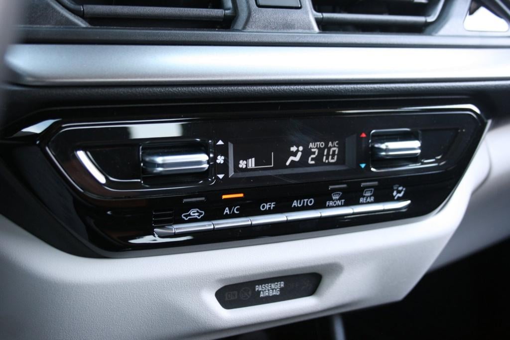 Suzuki Swift 1.2 style smart hybrid