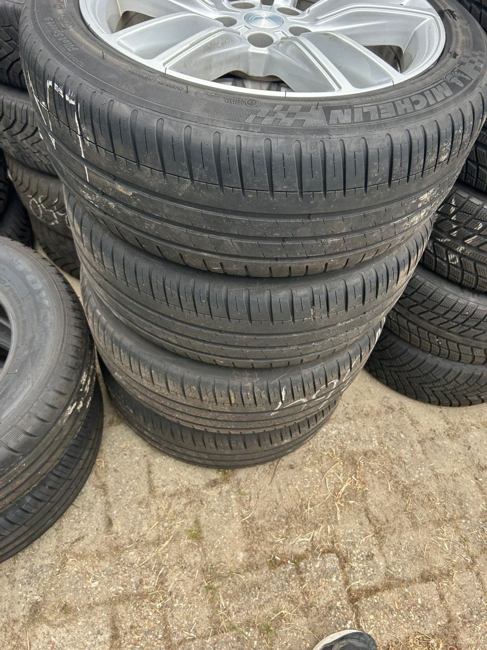 TESLA ALUMIUM 19 INCH VELGEN MET MICHELIN PILOTSPORT3 BANDEN