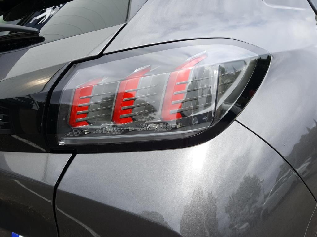 Peugeot 208 allure 1.2 pt-130pk automaat (eat8) navigatie | cruise & climat