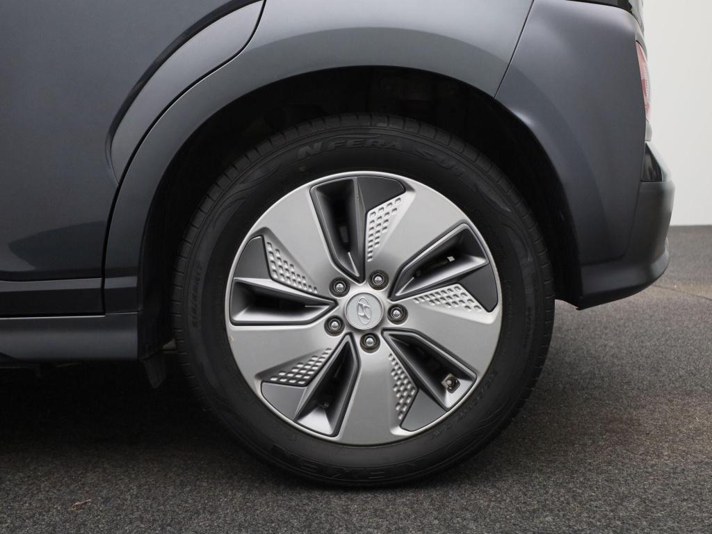 Hyundai Kona electric sky 64kwh | automaat | navigatie | heads-up display |