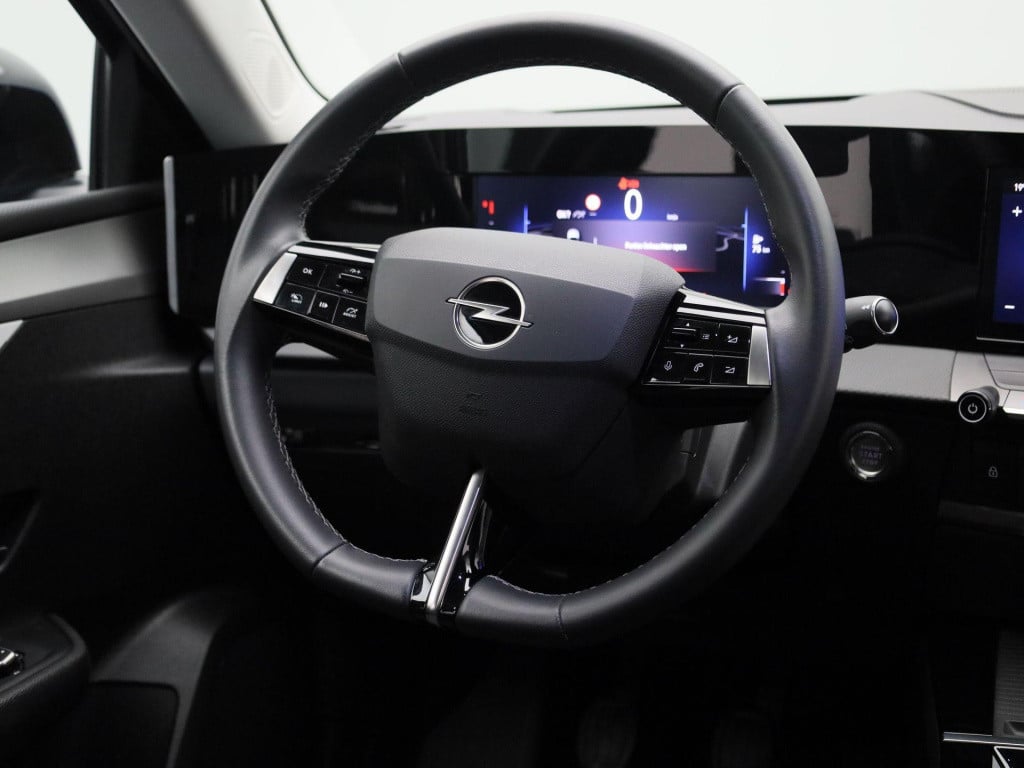 Opel Astra 1.2 edition | lmv | parkeer sensoren | led | navigatie | cruise 