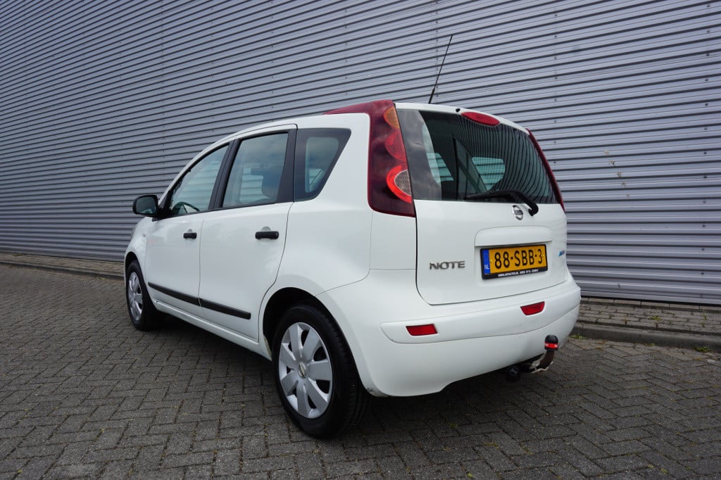 Nissan Note 1.4 visia airco / elektr. ramen / trekhaak / nap