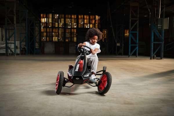 Skelter BERG Rally APX Red met 3 versnellingen