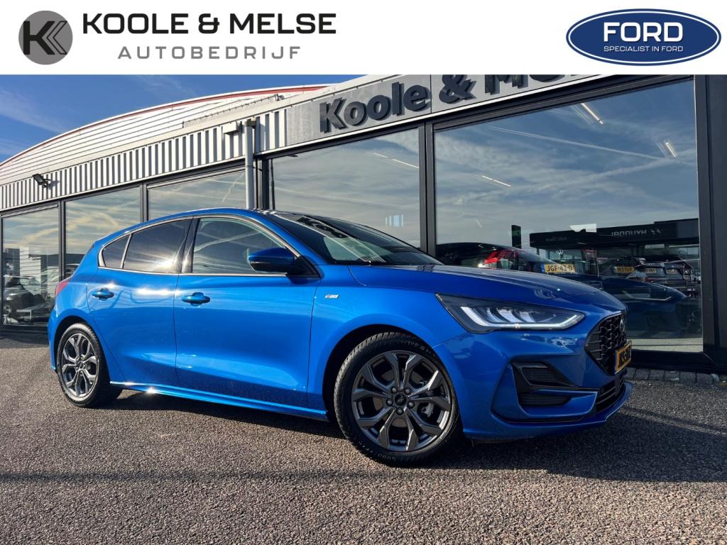 Ford Focus 1.0 ecoboost hybrid 125pk st-line , adaptive cc ,voorruitverwarm
