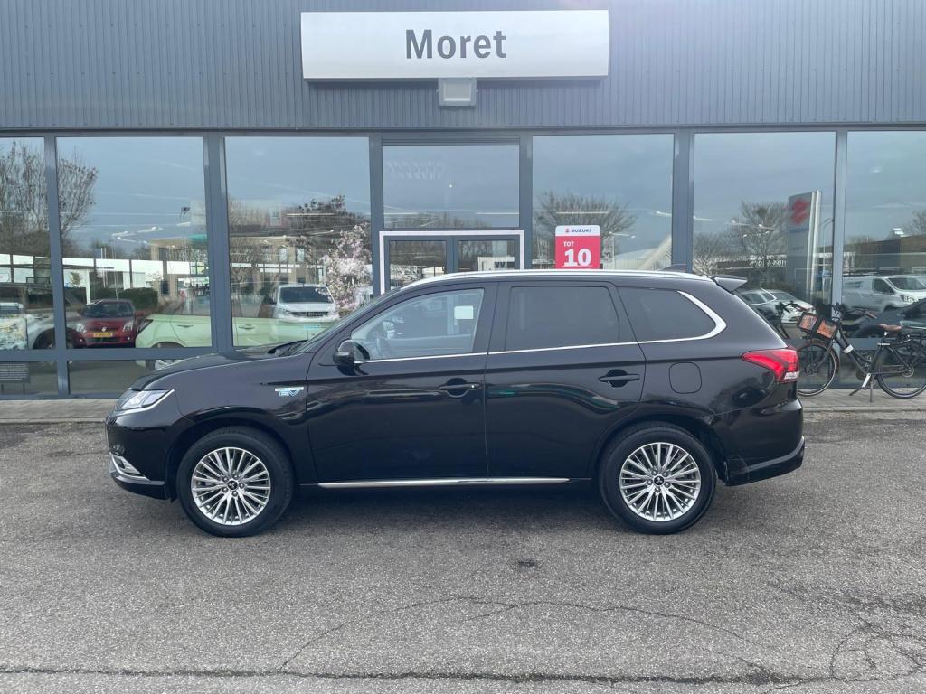 Mitsubishi Outlander 2.4 phev intense+