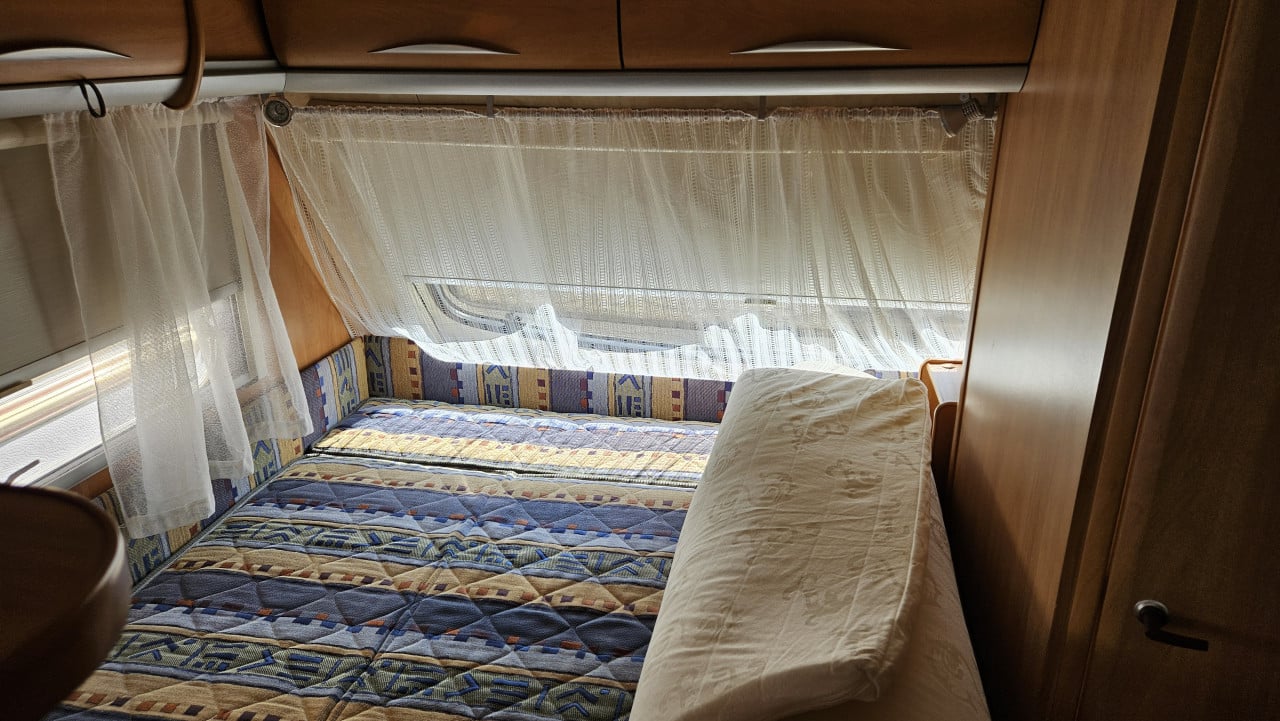 Swift Toscane 410 met Mover een zonnepanelen Boiler