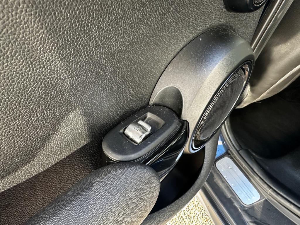 Mini Cooper mini 2.0 sd chili serious business pano | leder | navi | led | 