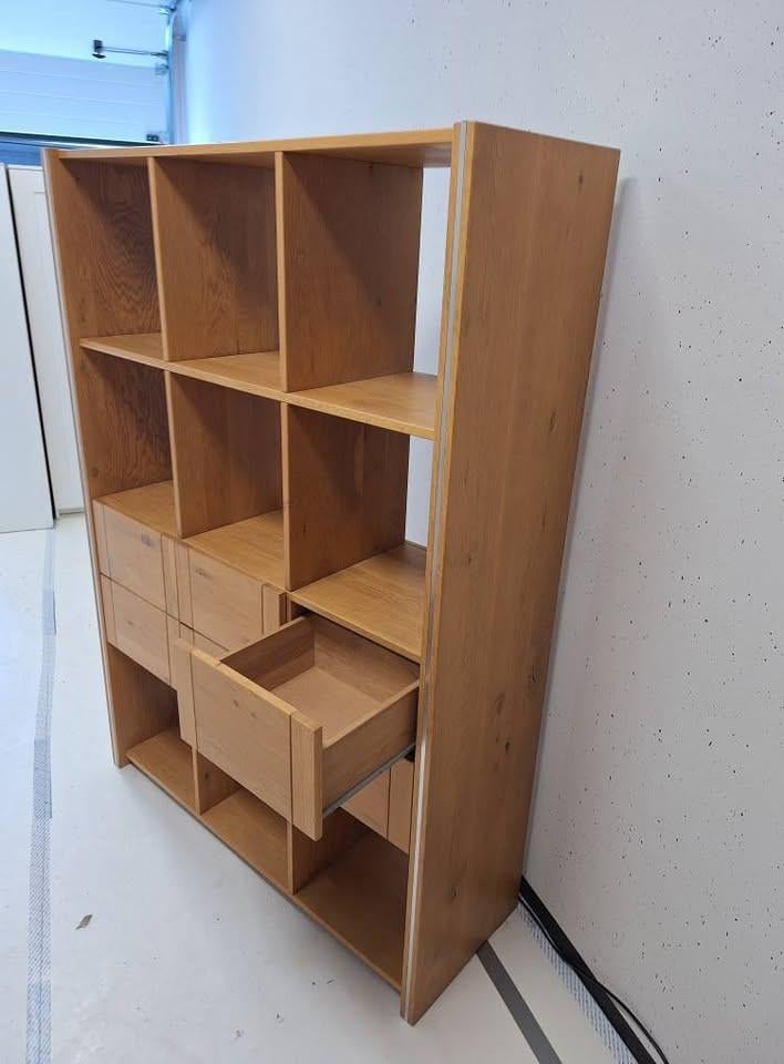 Kast / roomdevider, massief licht eiken