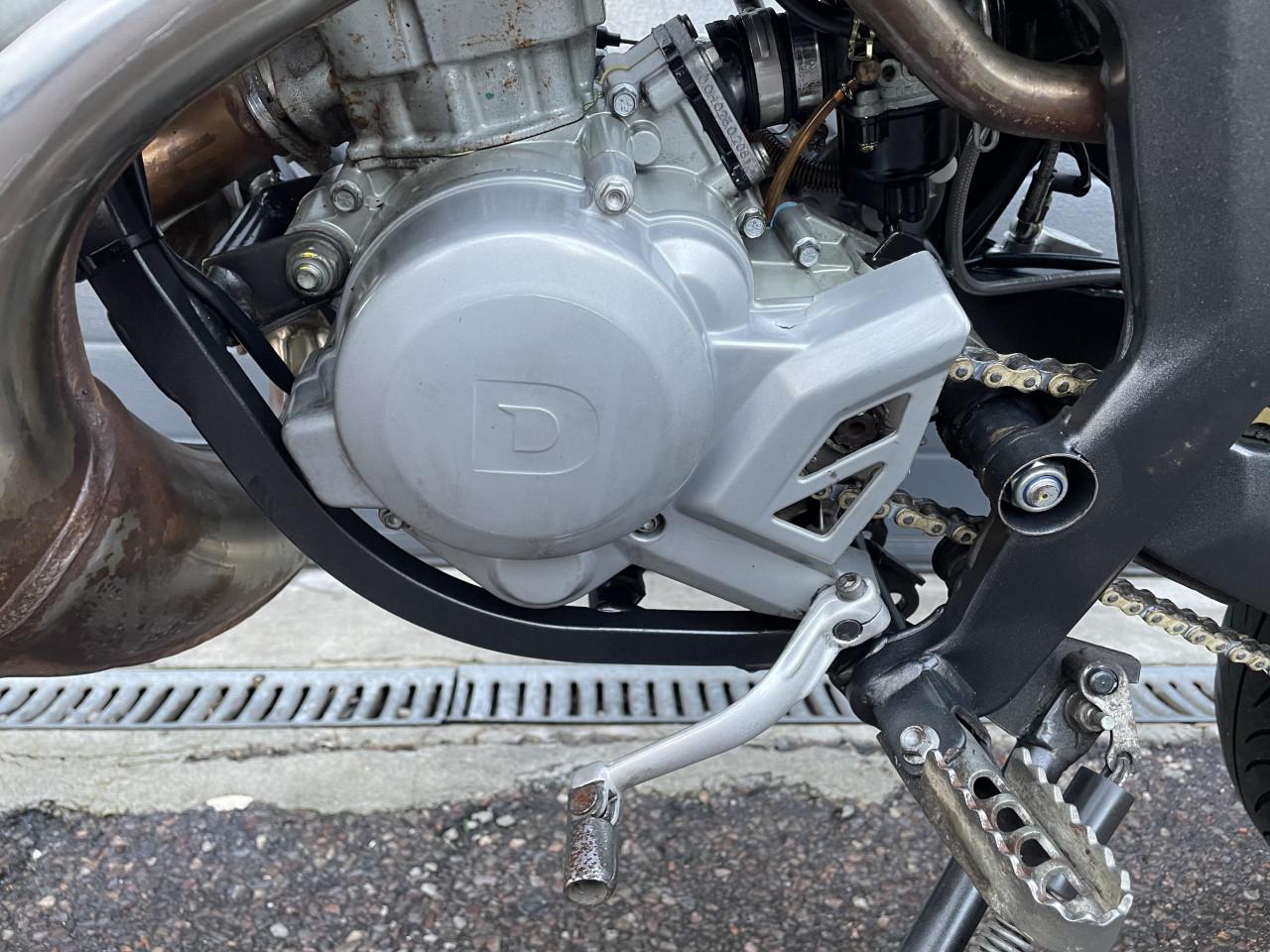 DERBI SENDA 50 SCHAKELBROMMER