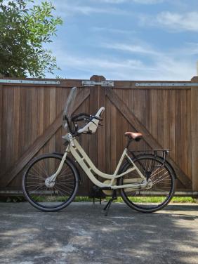 Moederfiets 100€ inclusief scherm en zitje yepp