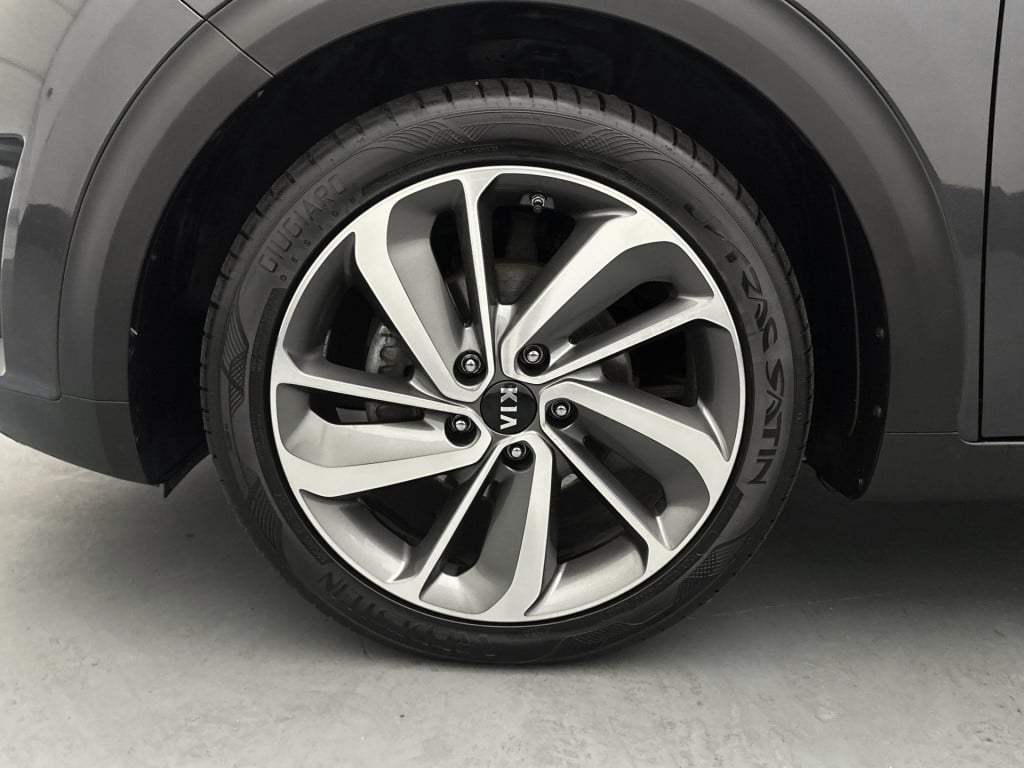 Kia Niro 1.6 gdi hybrid edition | 1e eigenaar | schuif/kantel dak | trekhaa