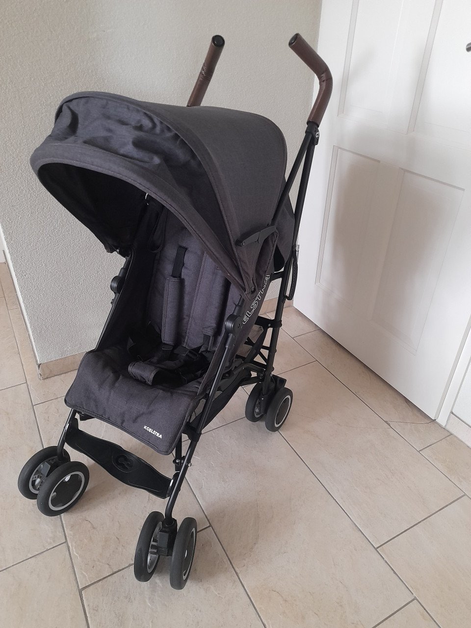 Koelstra buggy (in goede nette staat )
