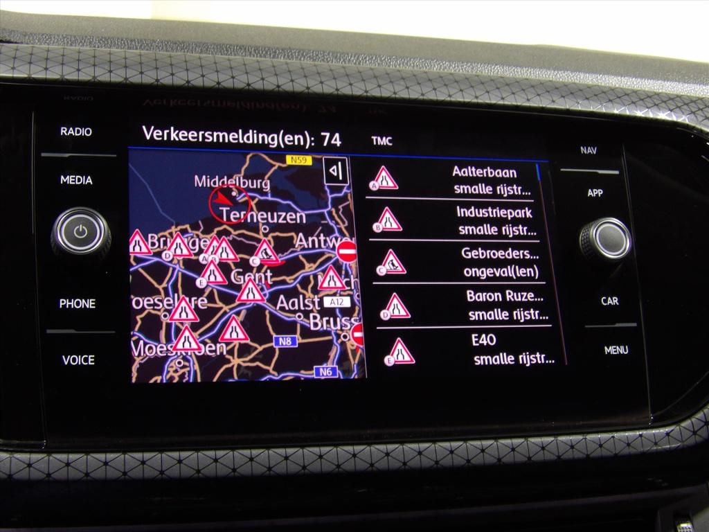 Volkswagen T-cross 1.0 tsi 115pk t-cross style r-line